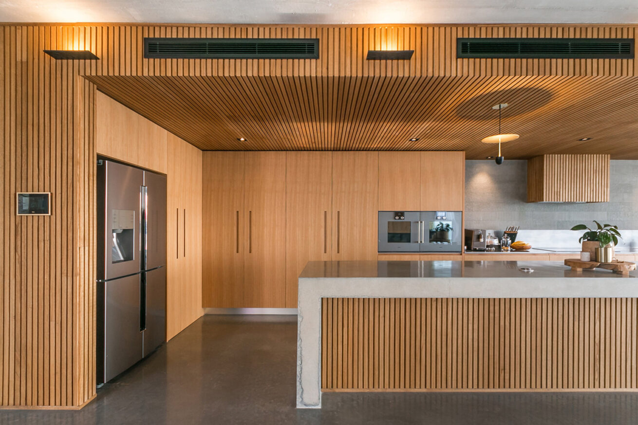 Luxury Kitchen_Angwin Street East Fremantle_Elementi Concept.jpg03